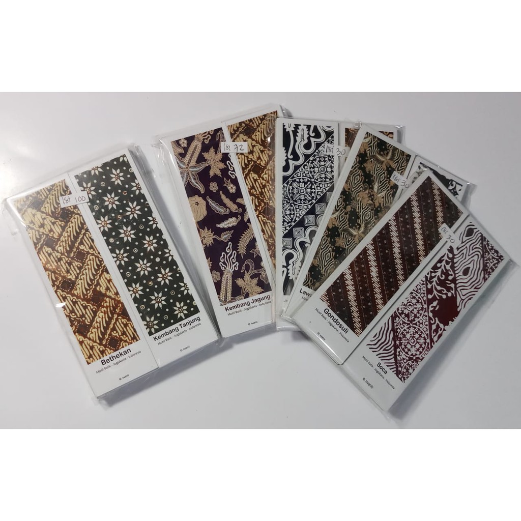 

Paket Pembatas Buku Batik Bookmark Isi 100 Lembar Motif Campur