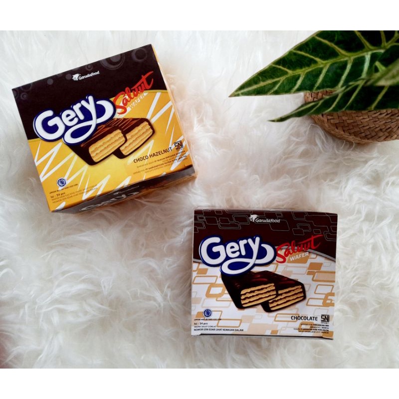 Gery Saluut Wafer Renteng 7.5 gr x 24 pcs