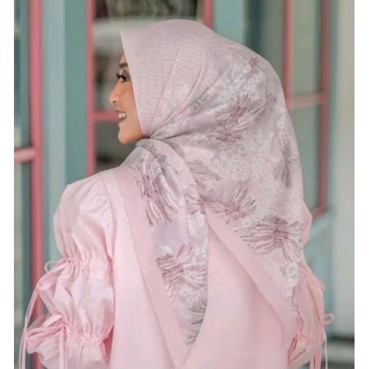 buttonscarves les amities peony