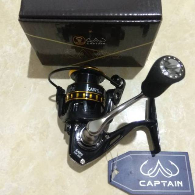 REEL SPINING CAPTAIN KAWS SW 800