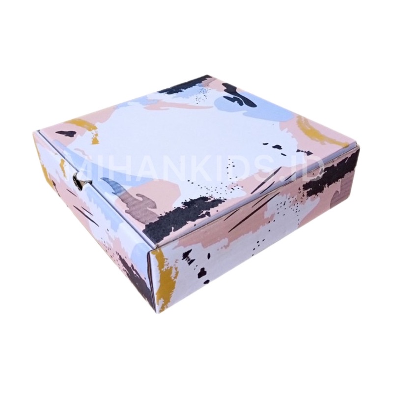 

MIHAN Box Hampers Abstrak