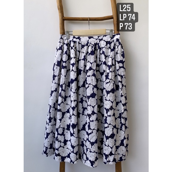 Rok Wanita Preloved-L25