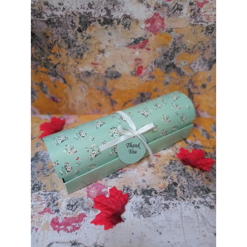 

rollcake box 30-10-9cm