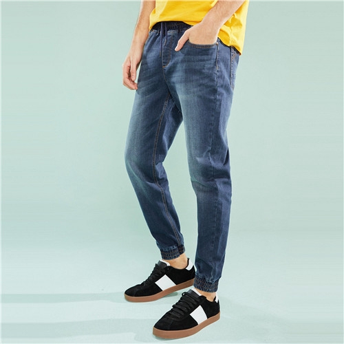  GIORDANO  Men Stretchy denim joggers  01118036 Shopee 