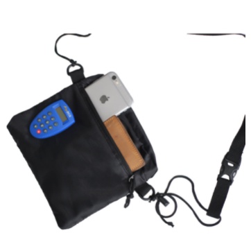 UNIQLO Fanny Bag Lightweight Tas Ringan - Purple