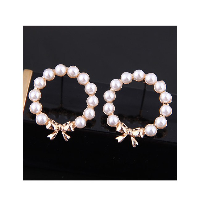 LRC Anting Tusuk Fashion Gold Bow Pearl Stud Earrings A58417