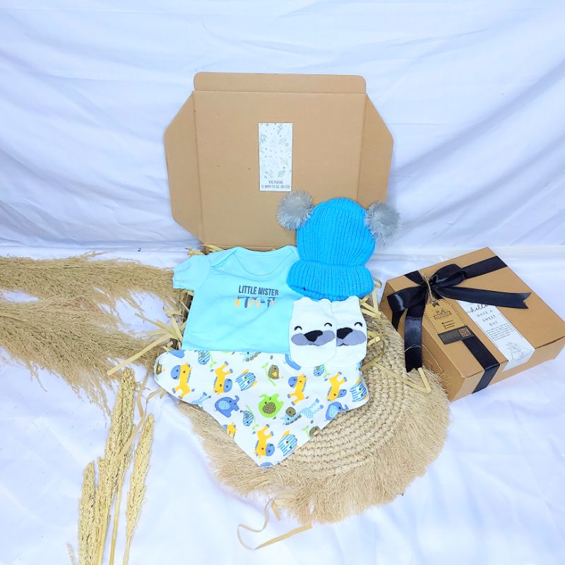 KADO BAYI | HAMPERS BAYI | JUMPER BAYI | JUMPSUIT BAYI | DRESS BAYI PEREMPUAN | BAJU BAYI LAKI LAKI | HAMPERS BAYI NEWBORN | HAMPERS BABY BOY | HAMPERS BABY GIRL | SETELAN ANAK LAKI LAKI | SETELAN ANAK PEREMPUAN | BABY GIFT | PARCEL NEWBORN | KADO LAHIRAN-little master blue