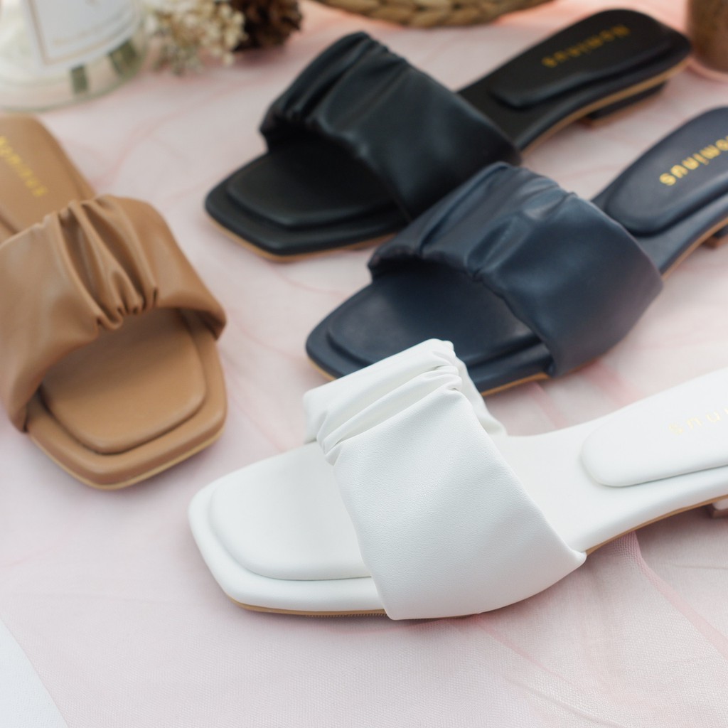 FLASH SALE 7.7 FLAT SANDAL KOKOP LIPAT REALPICT BLX 02