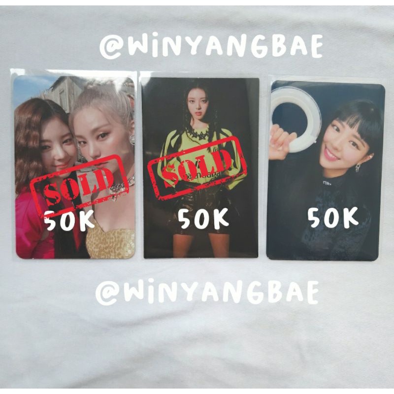 PC PHOTOCARD YUNA ITZY LIGHTRING RINGLIGHT [BOOKED]