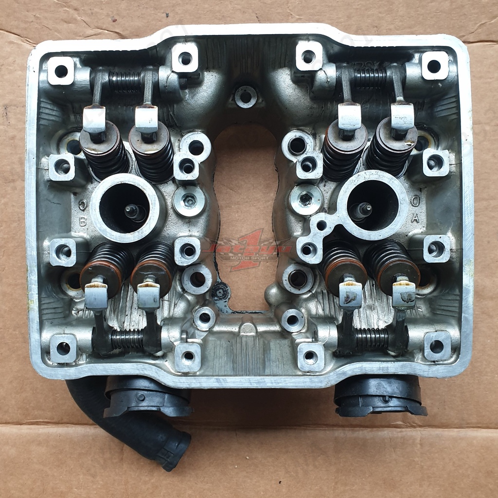 RR cylinder head RVF 400 nc 35 RVF400 nc35 jms 165733 N3