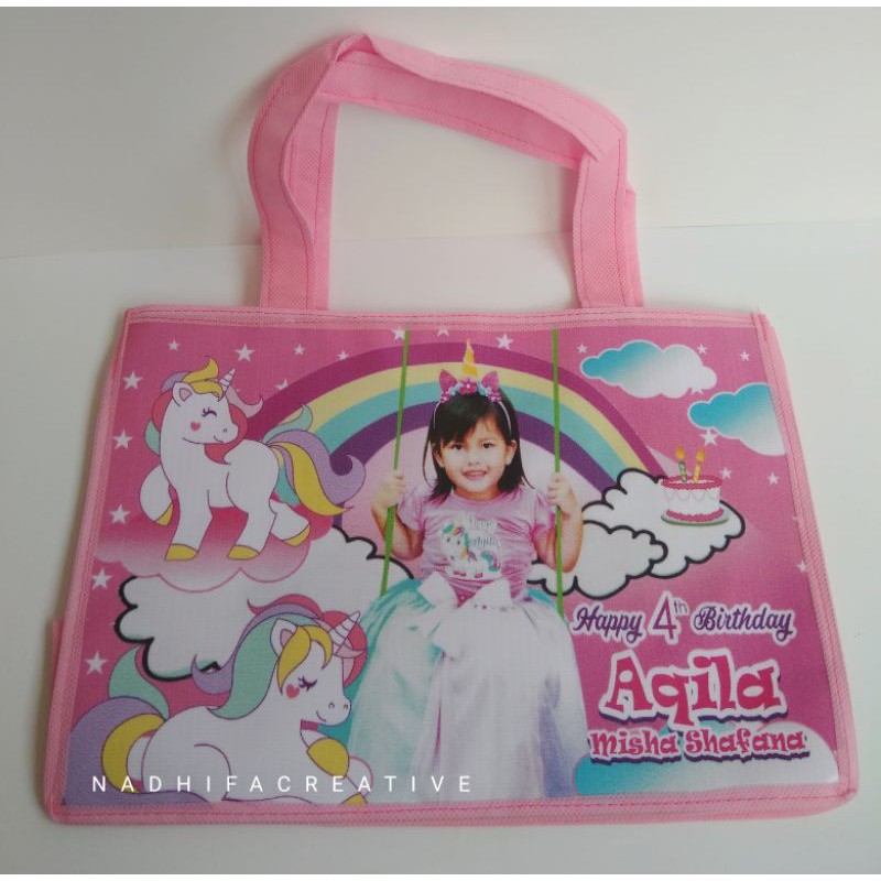 

Tas Ulang Tahun Unicorn / Goodiebag Unicorn