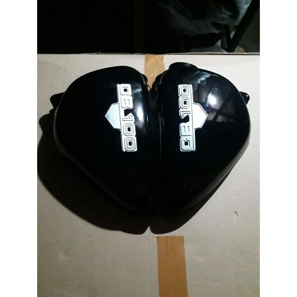 Box Aki CB Warna Hitam