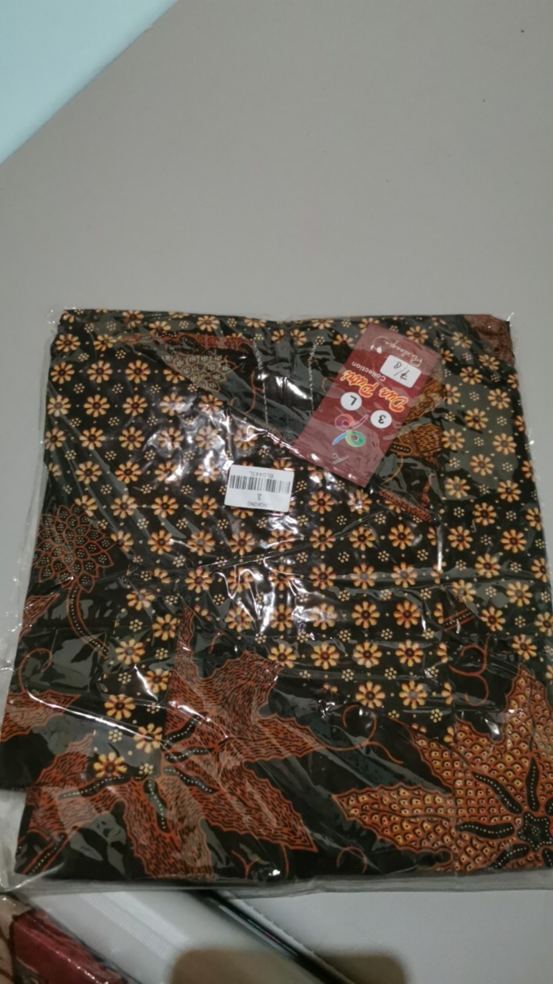 Batik Wanita Atasan Blouse Modern Model Kerah Besar Batik Kerja Wanita