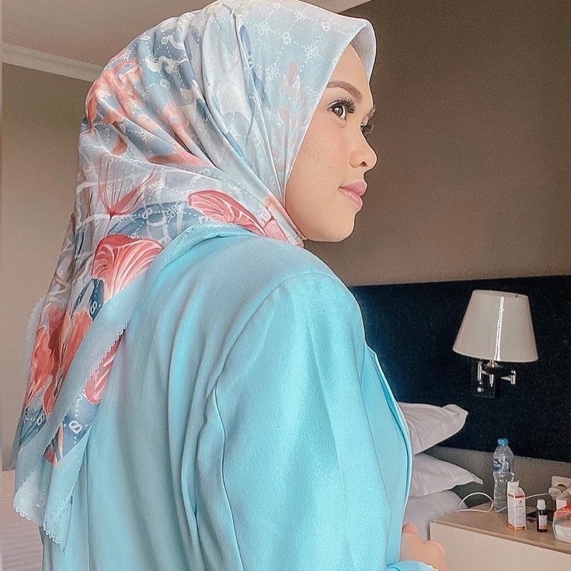 Buttonscarves x RM Xanadu Series