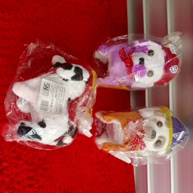 Mainan anak anak anjing