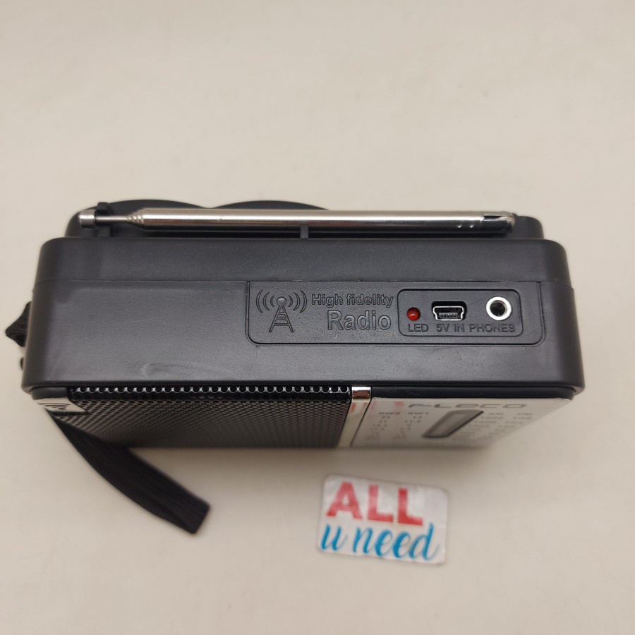 COD RADIO PORTABLE 4 BAND FM-AM-SW1-SW2 FLECO F-1688