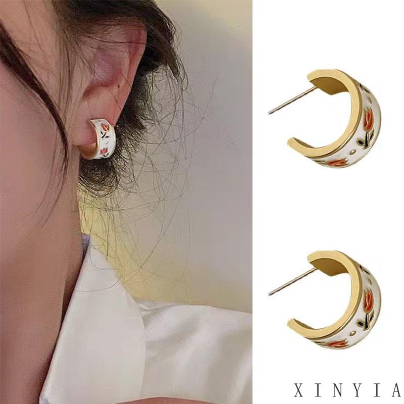 【Bayar di tempat】Retro Musim Semi Tulip Lingkaran Anting Stud S925 Sterling Silver Bentuk C Lingkaran Tulip Gaya Retro Hongkong Untuk Musim Semi