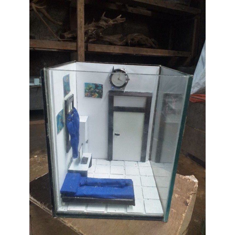 SOLITER UNIK CUPANG/BETTAFISH KAMAR KOST
