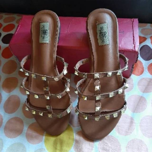 PRELOVED -Sandal valentino Garavani