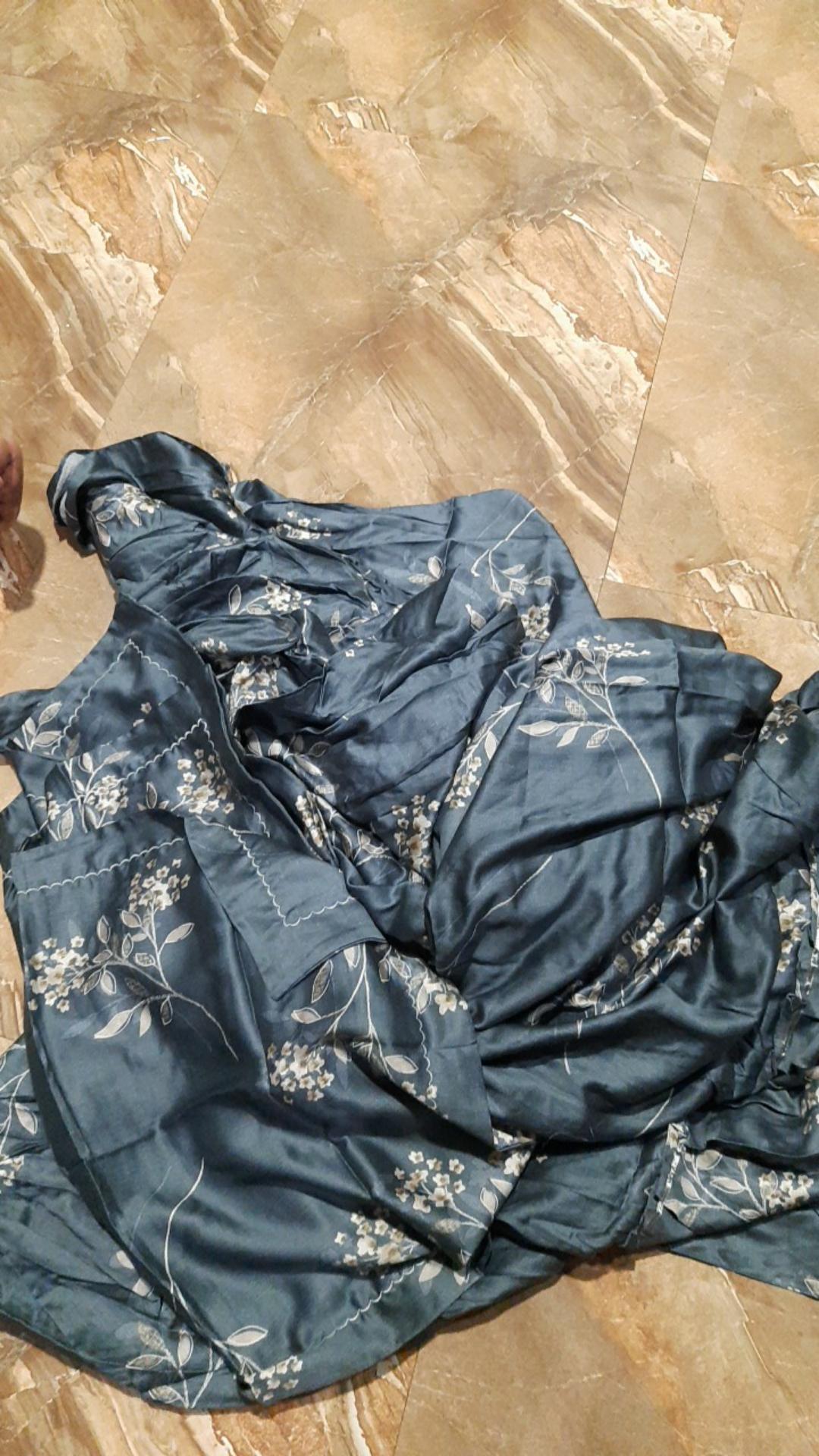 Tencel 40s 102 , Sprei 180x200x30 Rbb 60cm+ Bc 180x240