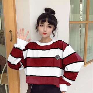 Kaos Wanita Motif Garis Salur Model Longgar Variasi Kaos Wanita Motif Garis Salur Model Longgar Variasi