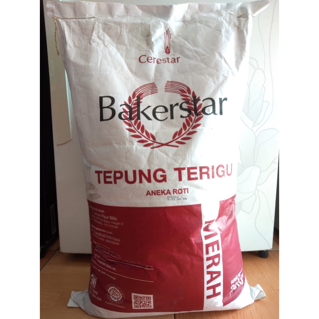 

Tepung Terigu/Roti BakerStar Merah Repackage 1kg