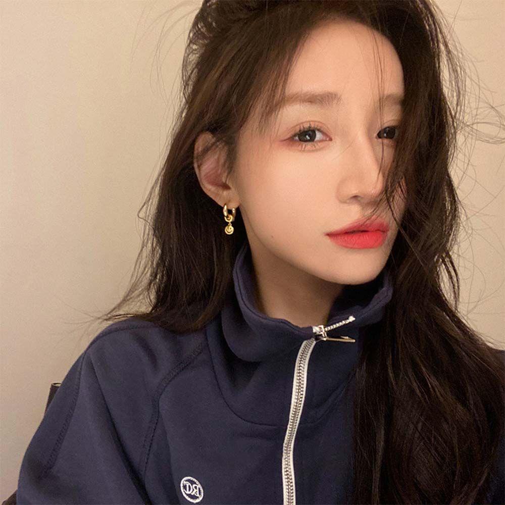 Anting Stud Desain Smiley Bahan Alloy Gaya Korea Untuk Wanita