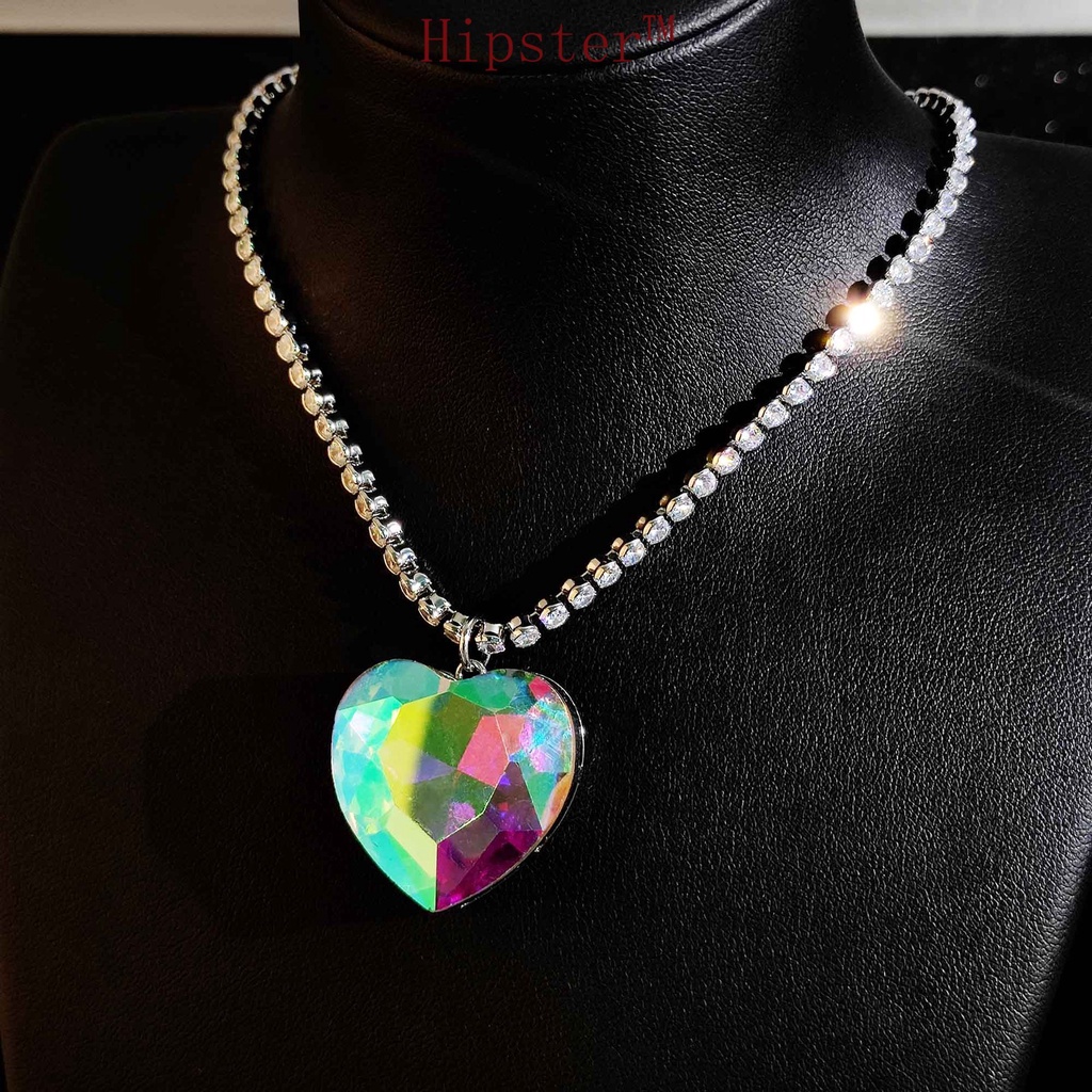 Ornament Pendant Heart-Shaped Crystal Necklace