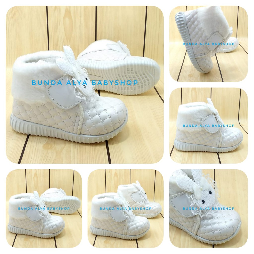 Sepatu Anak Perempuan Boots Bulu Usia 3 4 Tahun PUTIH - Sepatu Anak Cewek Kelinci Bulu Size 29 -30