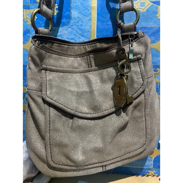 Preloved sling fossil maddox vintage