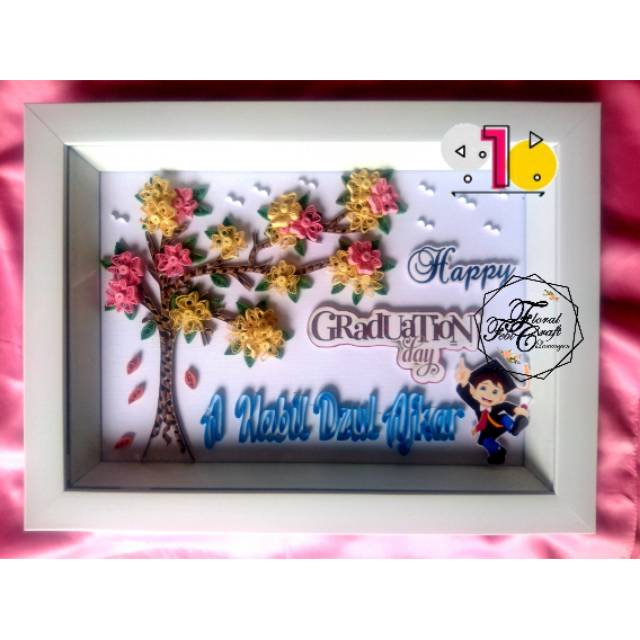 

KADO GRADUATION | KADO WISUDA | KADO UNIK DALAM FRAME 3D| PAPER QUILING GRADUATION