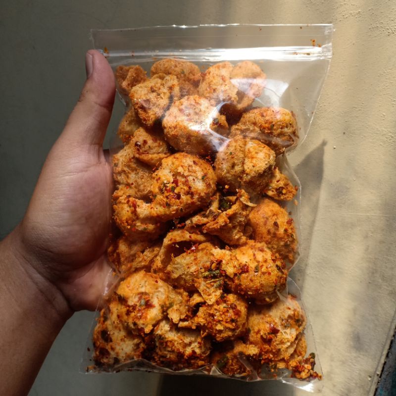 

KERUPUK TAHU pedas asin daun jeruk