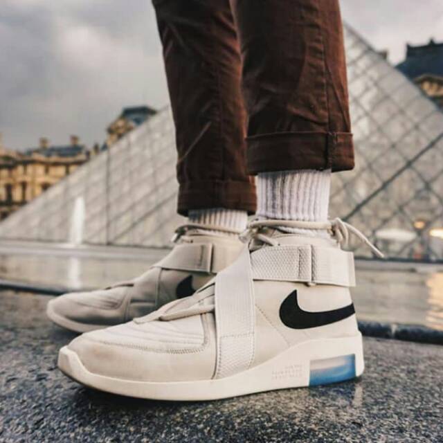 fear of god nike raid light bone
