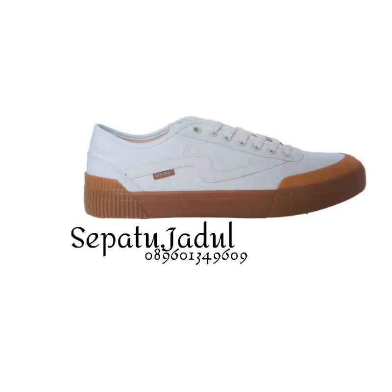 Patrobas Equip White Gum