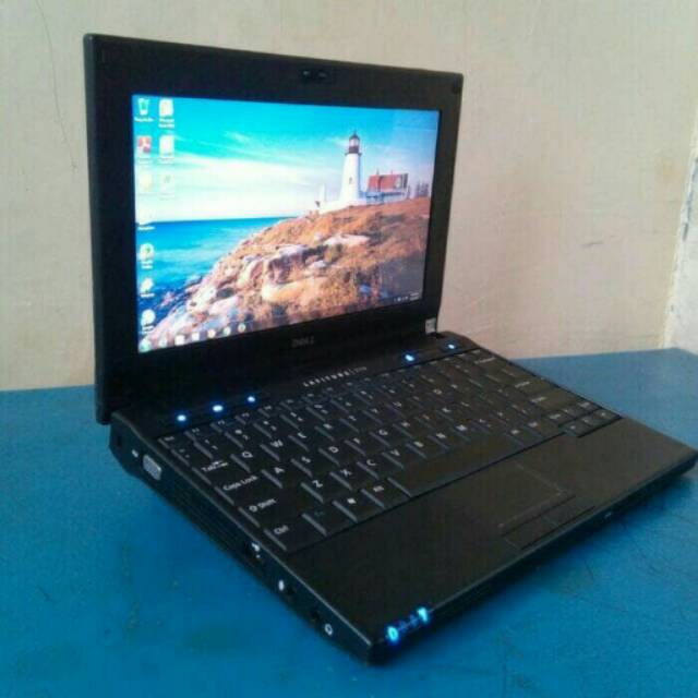 Laptop dell seri 2120 bekas pakai
