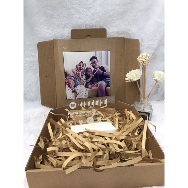 Akrilik/ Acrylic Custom Gift / Custom Spotify Acrylic / Kado Wisuda Murah