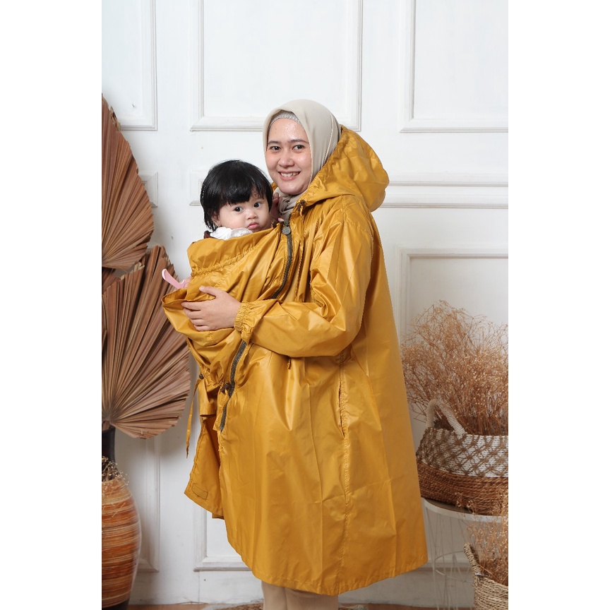 Cuddle Me Protective Baby Wearing Jacket APD Jaket Menggendong Water Repellent Anti Percikan Air Pelindung Virus