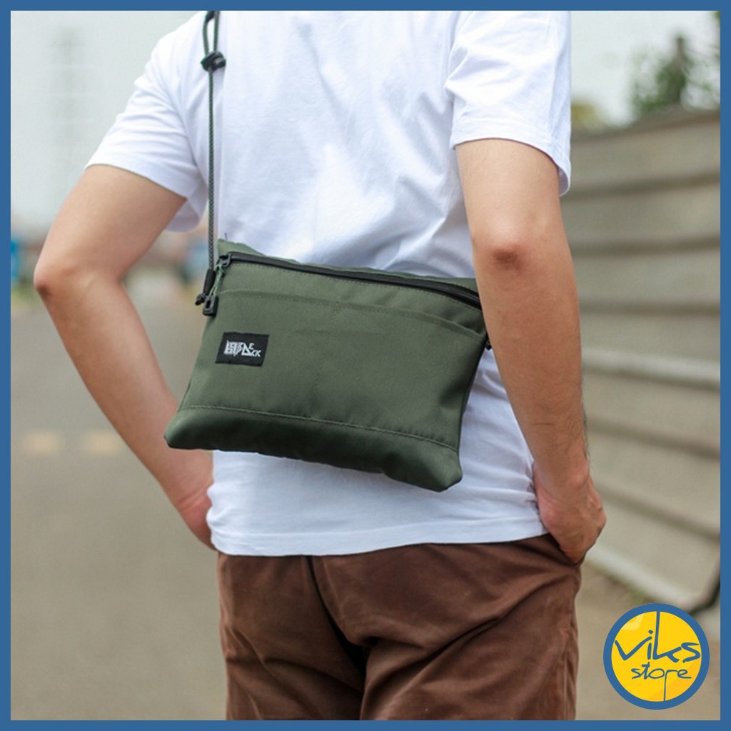 Tas Selempang Pria / Cowok Sling Bag Bahu Kecil Casual Multifungsi Original Simpel Minimalis Distro