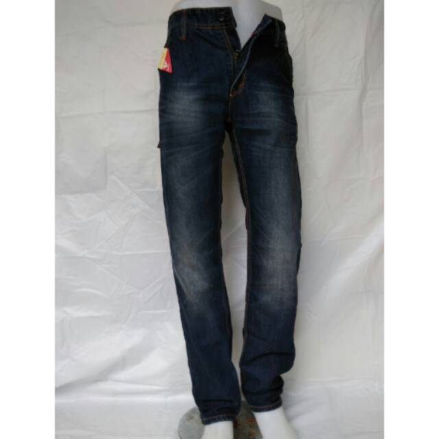 Celana Jeans Panjang Merk Lues co Denim Size 30