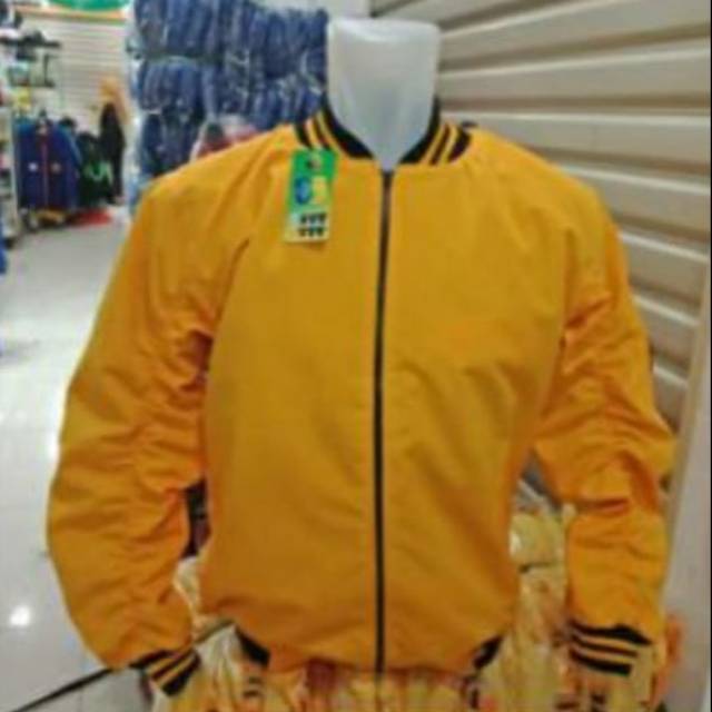 Jaket bomber kuning