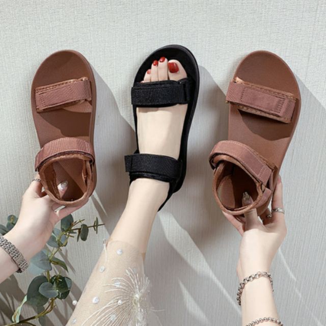 Sandal Wanita Gunung Import CARLOTTA / Sandal Jelly Tali Karet Empuk Kain Tebal