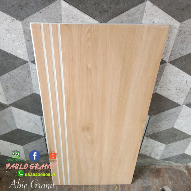 Granit tangga Type Natural Kingwood /pijakan uk 30×60