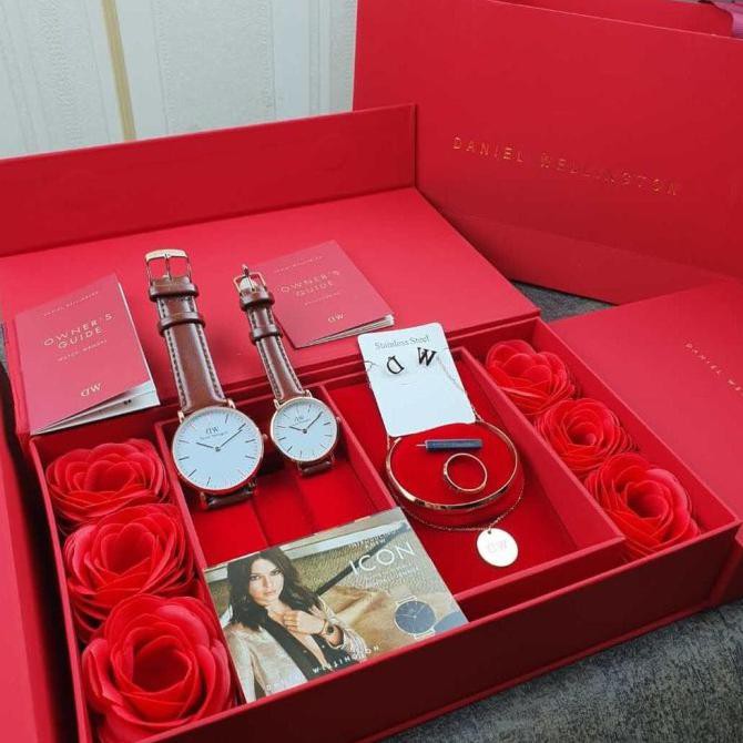 Jam Tangan Couple Kulit Set Komplit Bunga.Shopping.Mall