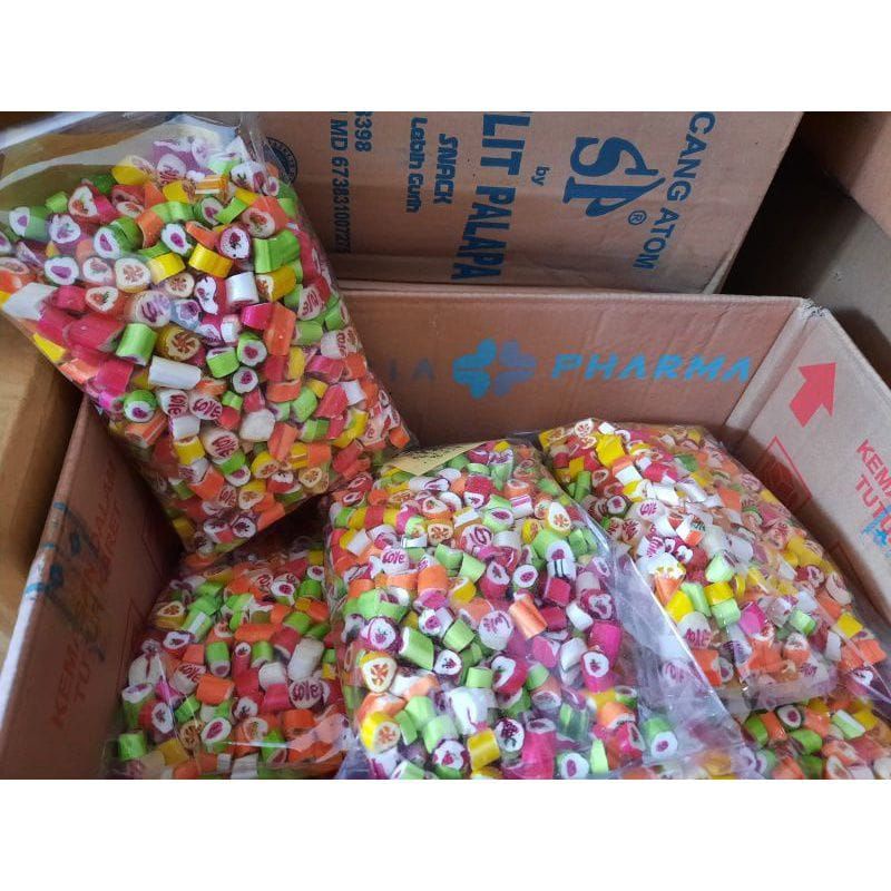

Permen Candy rasa buah