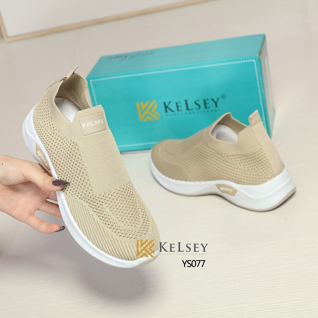 Kelsey Sepatu Flyknit Shoes Wanita YS077