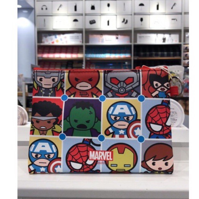 MINISO X MARVEL Marvel superhero pencil pouch size 21x15x8cm / tempat pensil miniso