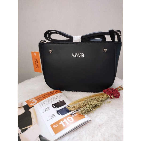 tas selempang tas selempang Sling bag Sheena Marvin- Tas OKA warna hitam