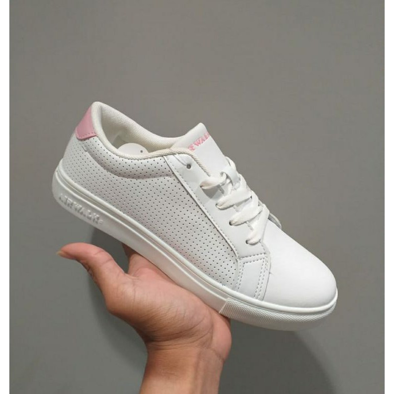 SALE Sports Station Airwalk Gabriel Women White sepatu wanita putih pink