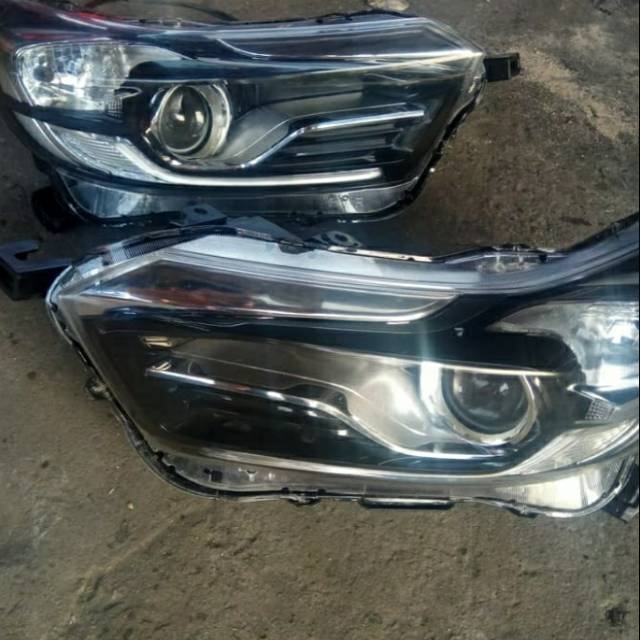 Headlamp mobilio Rs 2019