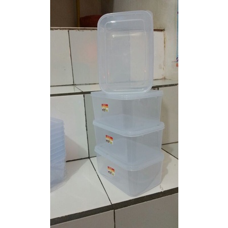 KOTAK PENYIMPANAN FOOD BOX PUTIH 1800ML /KOTAK SERBAGUNA/TOPLES PLASTIK